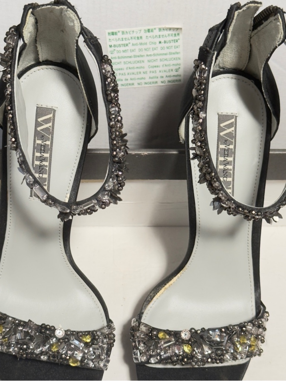 Vera Wang White Black Jeweled Ankle-Strap Heels Size 8M NIB